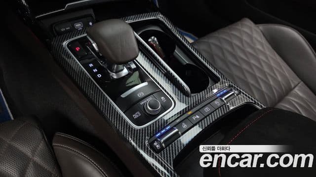 Kia Stinger 2020 — ფოტო 9/20