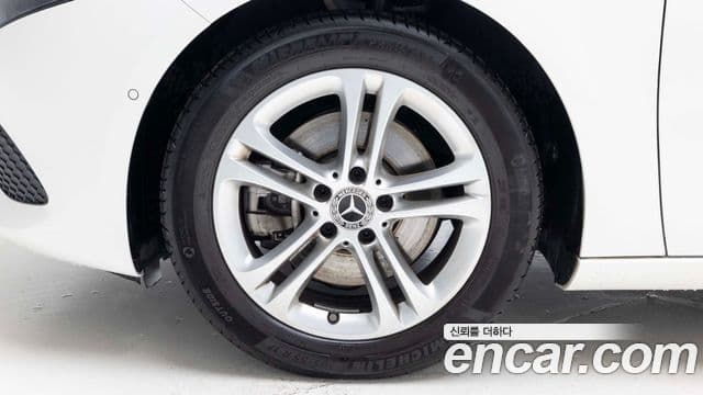 Mercedes-Benz A-Class 2024 — Şəkil 4/20