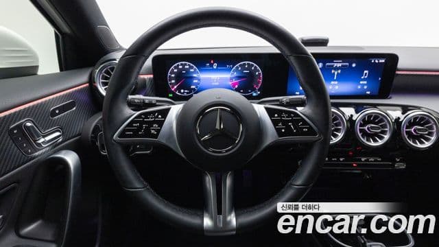 Mercedes-Benz A-Class 2024 — Şəkil 19/20