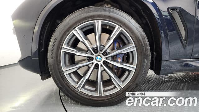 BMW X5 2020 — ფოტო 5/20