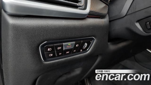BMW X5 2020 — Photo 25/39