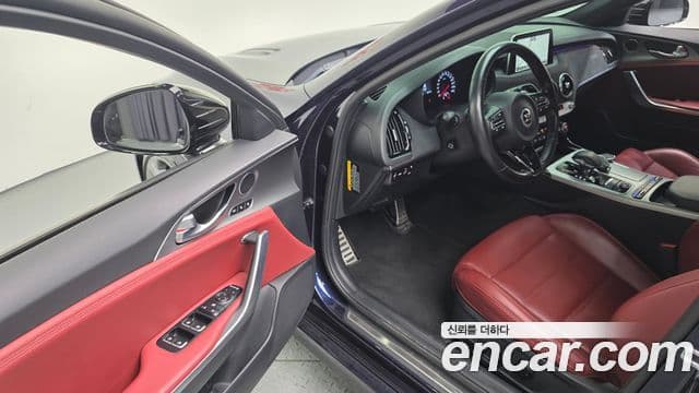 Kia Stinger 2020 — Şəkil 10/20