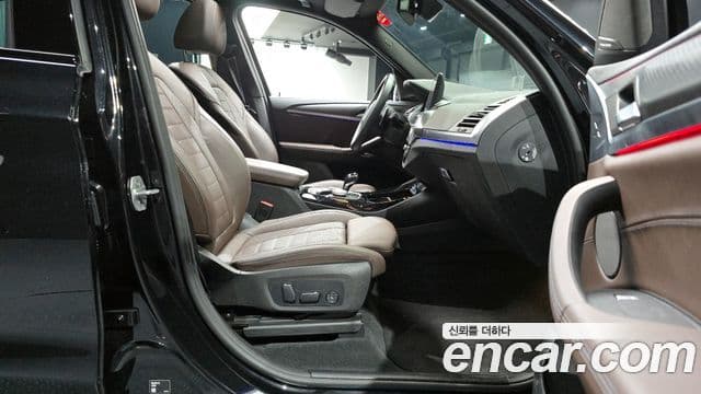 BMW X3 2024 — Photo 18/34