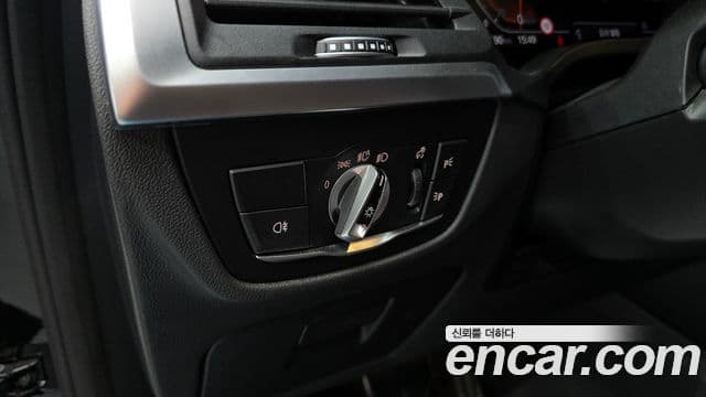 BMW X3 2024 — Photo 19/34
