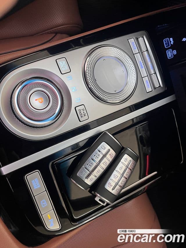 Genesis Electrified G80 2022 — ფოტო 7/20