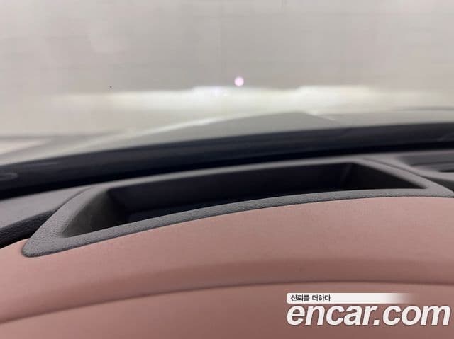 Genesis Electrified G80 2022 — ფოტო 8/20