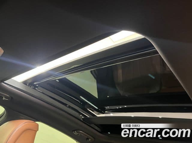 Genesis Electrified G80 2022 — ფოტო 17/20