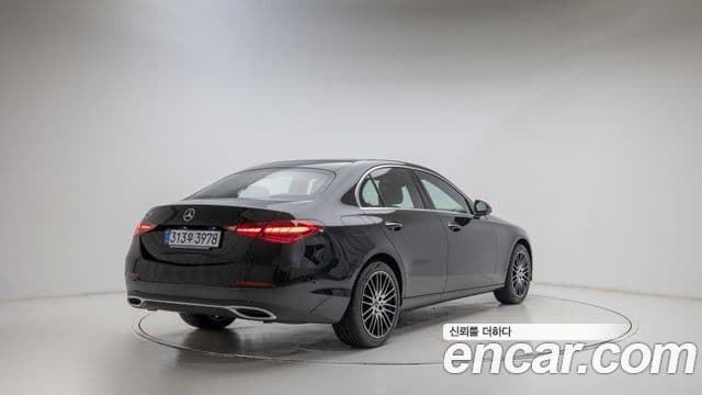 Mercedes-Benz C-Class 2025 — Фото 1/20