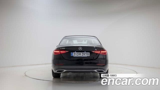 Mercedes-Benz C-Class 2025 — Фото 3/20
