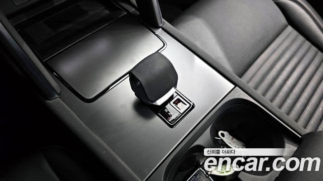 Land Rover Discovery Sport 2025 — Şəkil 8/20