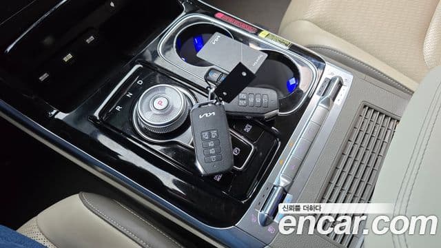 Kia Carnival 2022 — Şəkil 9/20