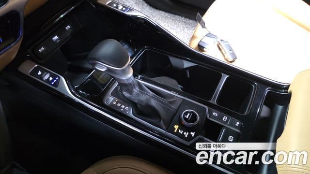 Kia Sorento 2023 — Фото 9/20