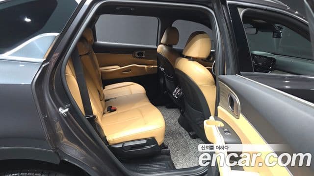 Kia Sorento 2023 — Фото 12/20
