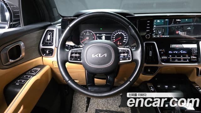 Kia Sorento 2023 — Фото 13/20