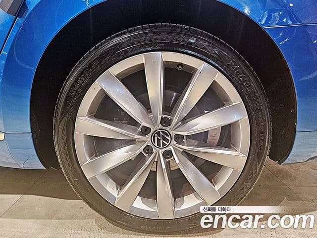 Volkswagen Arteon 2022 — Şəkil 13/16