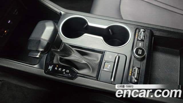 Kia K5 2023 — ფოტო 9/20