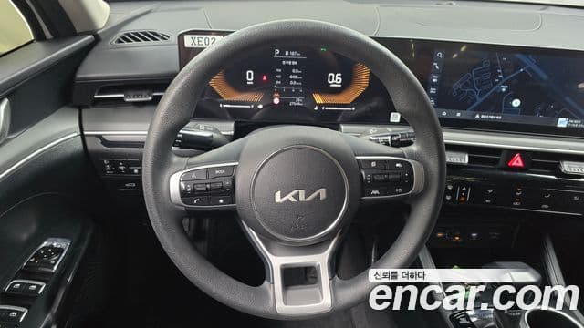 Kia K5 2023 — ფოტო 12/20