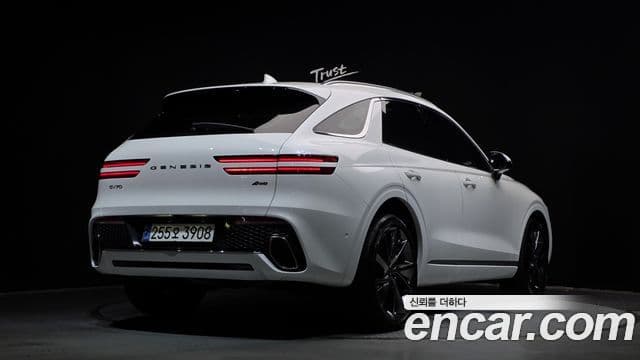 Genesis GV70 2021 — Şəkil 2/20