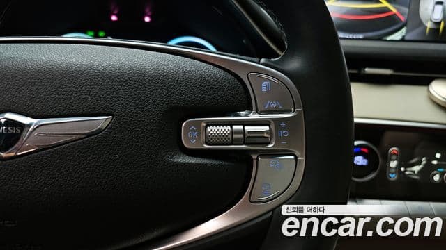 Genesis GV70 2021 — Şəkil 18/20