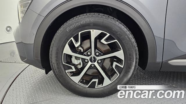 Kia Sportage 2022 — ფოტო 5/20
