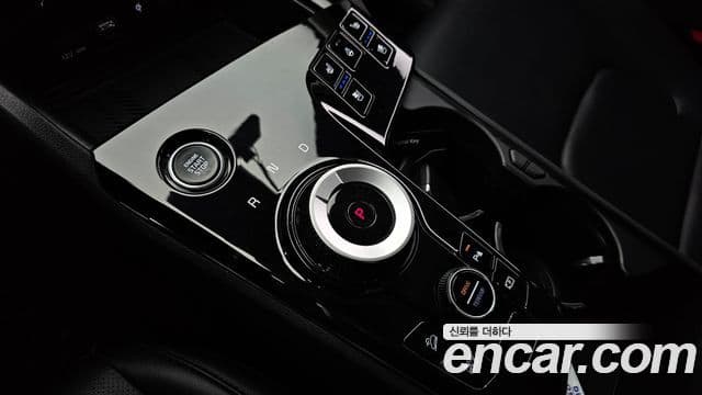 Kia Sportage 2022 — ფოტო 9/20