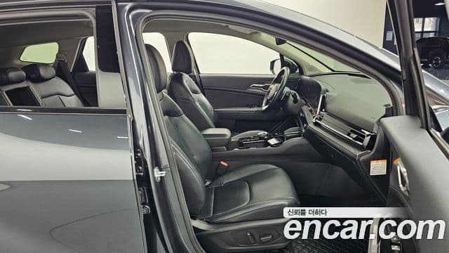 Kia Sportage 2022 — ფოტო 11/20
