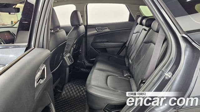 Kia Sportage 2022 — ფოტო 12/20