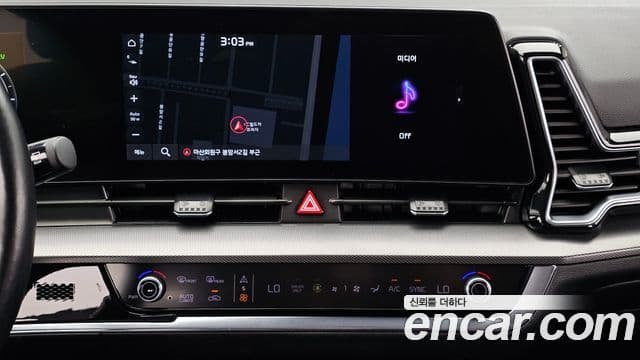 Kia Sportage 2022 — ფოტო 14/20