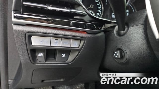 Genesis G80 2021 — ფოტო 28/31