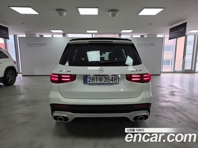 Mercedes-Benz GLB-Class 2025 — Фото 3/17