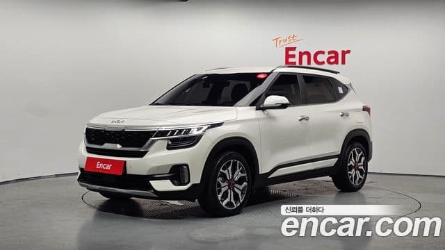 Kia Seltos 2021 — ფოტო 1/20