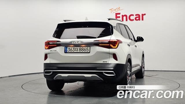 Kia Seltos 2021 — ფოტო 4/20