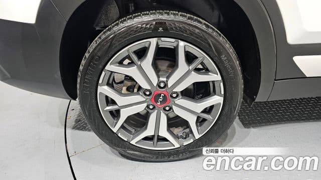 Kia Seltos 2021 — ფოტო 5/20