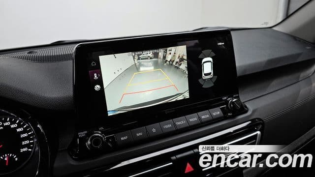 Kia Seltos 2021 — ფოტო 17/20