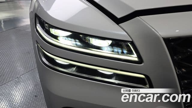 Genesis GV80 2023 — Şəkil 33/34
