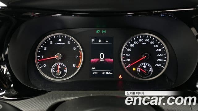 Kia K5 2022 — Şəkil 8/20