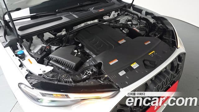 Audi Q5 2025 — ფოტო 6/20