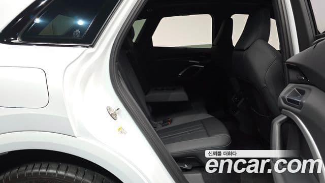 Audi Q5 2025 — ფოტო 11/20