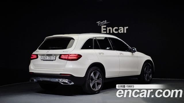 Mercedes-Benz GLC-Class 2018 — ფოტო 2/20