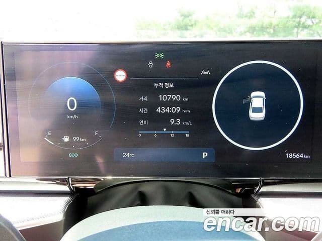 Hyundai Grandeur 2023 — ფოტო 8/20