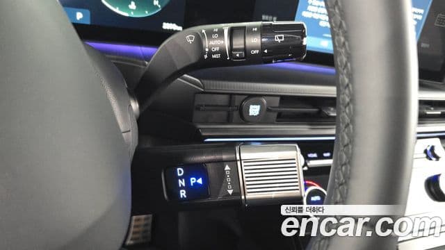 Hyundai Santa Fe 2025 — ფოტო 9/20