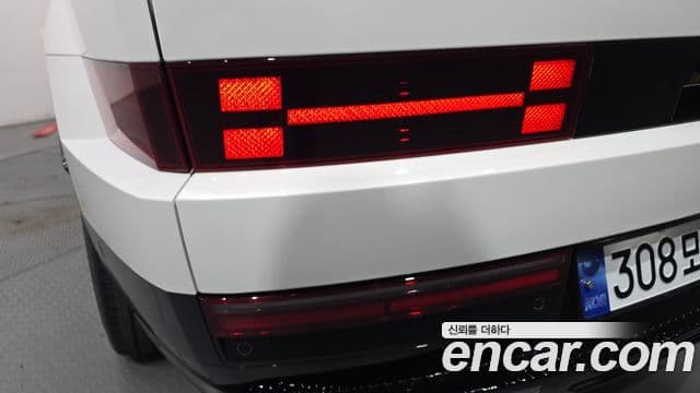Hyundai Santa Fe 2025 — Photo 7/34