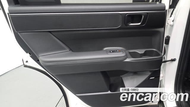 Hyundai Santa Fe 2025 — Photo 33/34
