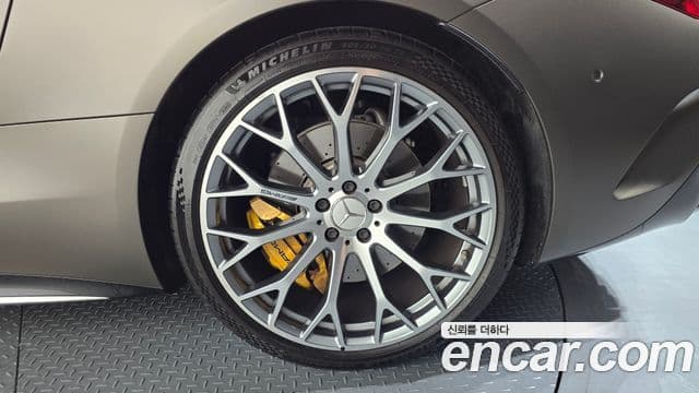 Mercedes-Benz SL-Class 2023 — Photo 28/37