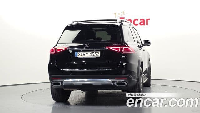 Mercedes-Benz GLE-Class 2021 — ფოტო 3/20