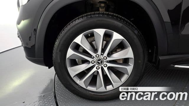 Mercedes-Benz GLE-Class 2021 — ფოტო 4/20