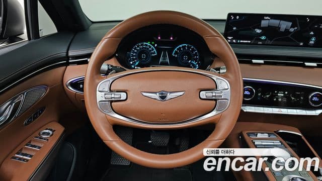 Genesis GV70 2021 — ფოტო 13/20