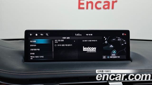 Genesis GV70 2021 — ფოტო 17/20