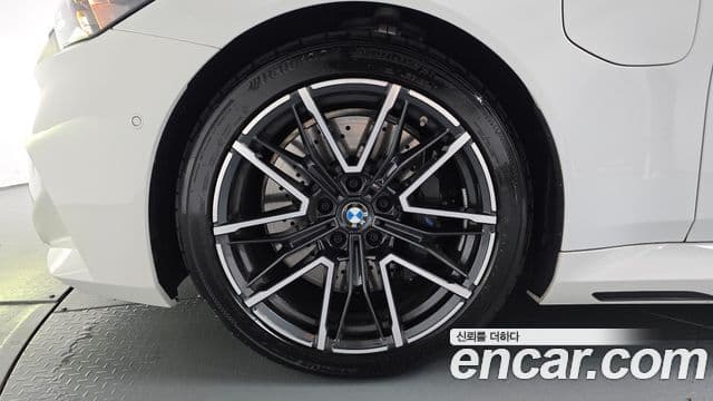 BMW M5 2025 — Photo 6/37