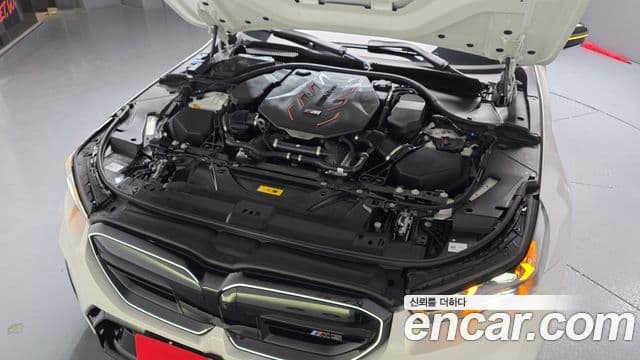 BMW M5 2025 — Photo 1/37